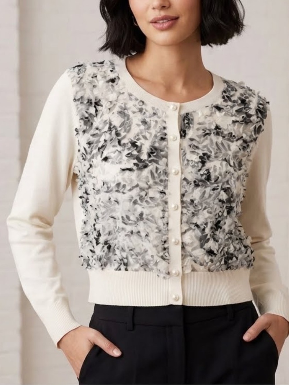 KARL LAGERFELD PARIS Cardigan Cropped Button Front Chiffon Floral Overlay Medium
